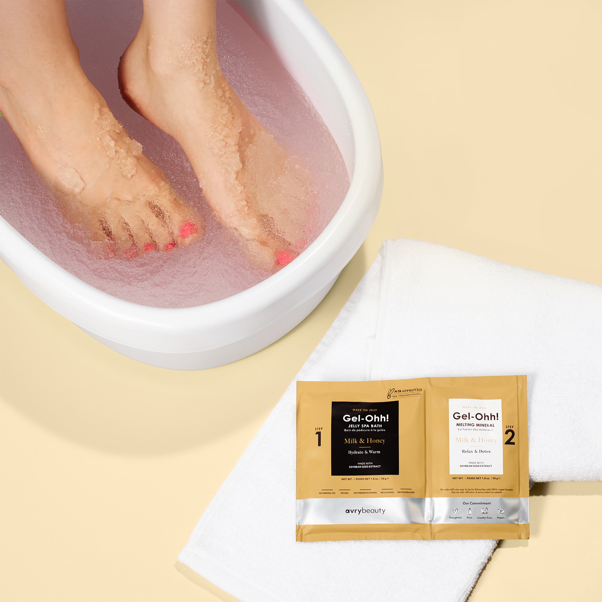 Milk & Honey Gel Ohh Jelly Spa Bath Pedicure Kit | AvryBeauty